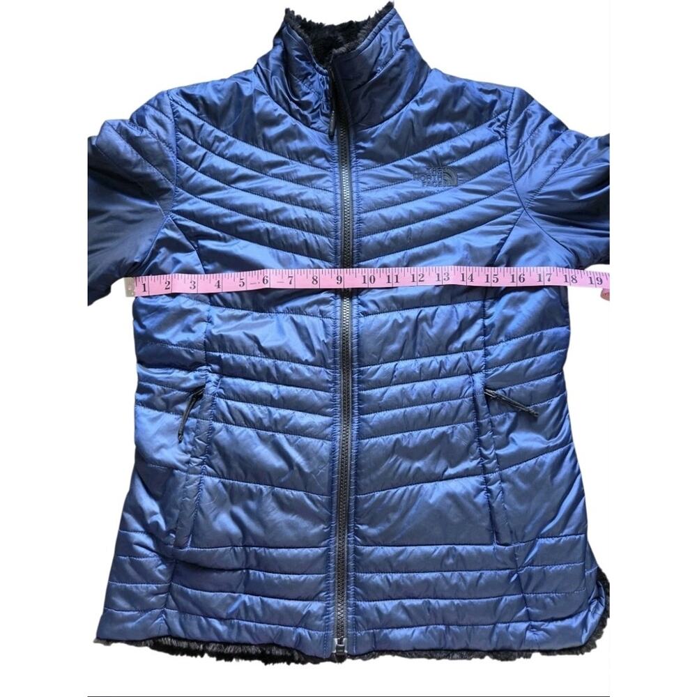 The North Face Mossbud Reversible Jacket Womens S Blue Black Faux Fur Puffer - Picture 10 of 10